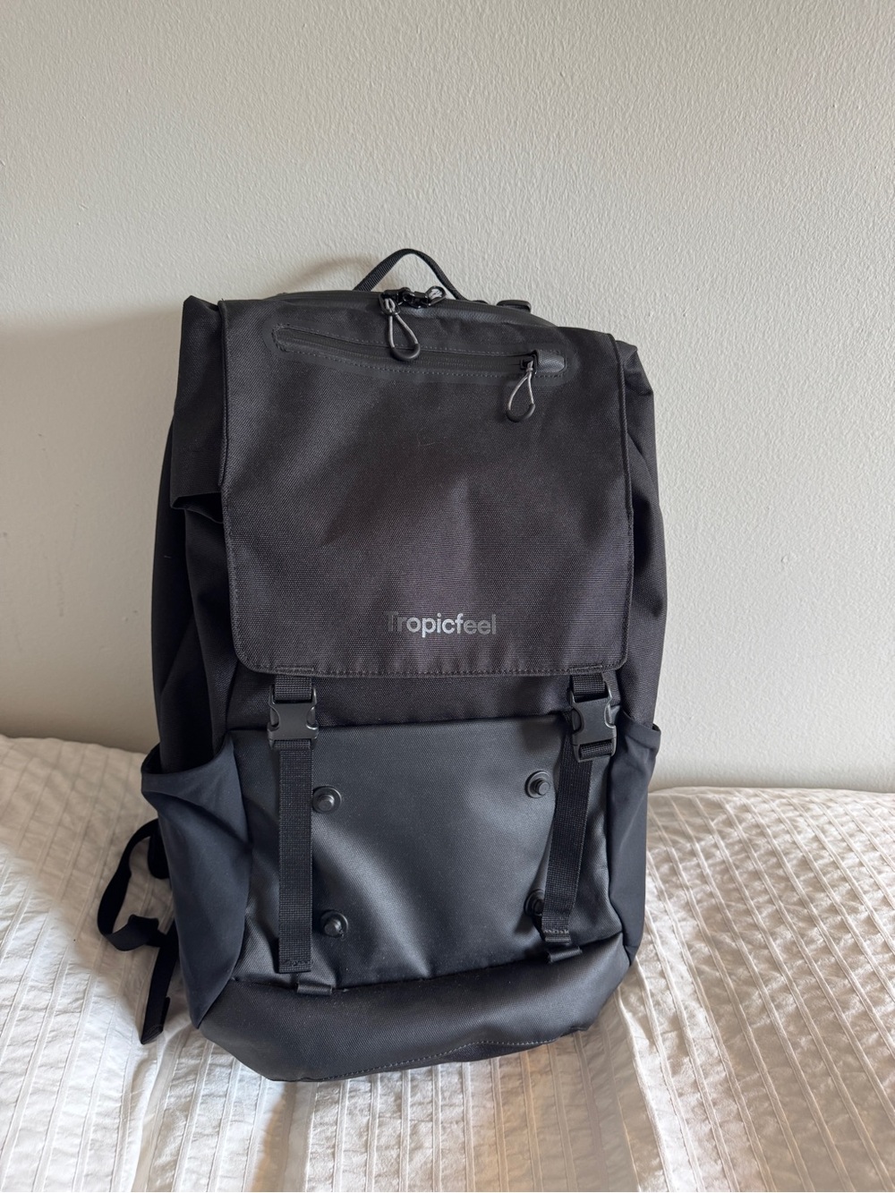 Black Tropic Feel Shell Backpack with Accessories 20-40L
